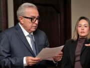 Rocha Moya reconoce que la regó al llamar “meserita” a su secretaria de Gobierno