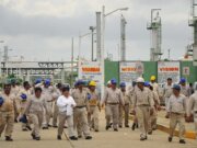 Peligran Afores de 32 mil trabajadores petroleros del país