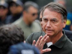 Arrestan al expresidente de Brasil Jair Bolsonaro para evitar intento de fuga