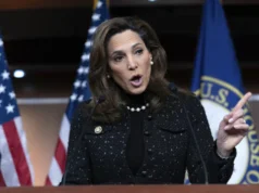 Congresista republicana de EU pide a Sheinbaum dejar «de respaldar dictaduras en Venezuela y Cuba»