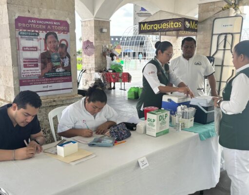 Instalan macrocentros de vacunación en Tabasco contra la variante H3N2