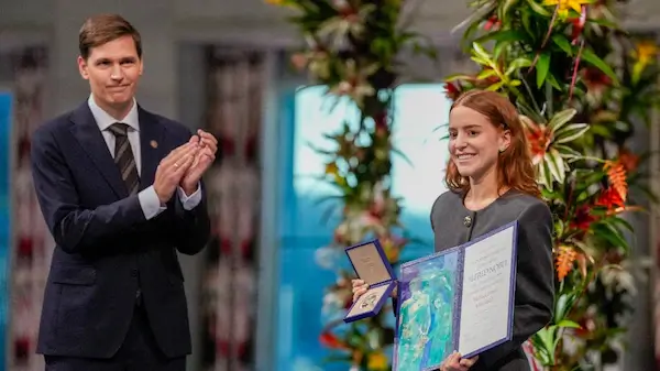 SZE7AVQ26RG6DEBFEMXTQWPDXI