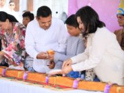 Encabeza Javier May partida de rosca de Reyes