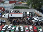 Encuentran 229 migrantes en un tráiler en Veracruz