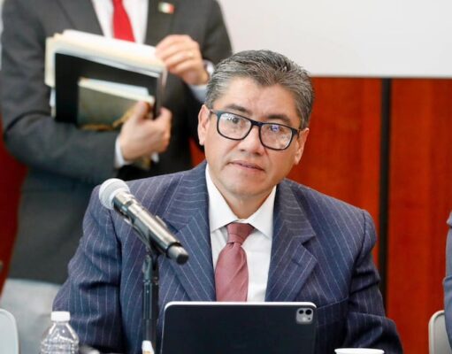Doblan a Saúl Monreal; se baja de la contienda por Zacatecas