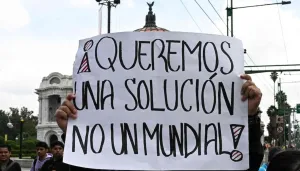 Arde-la-CDMX-a-unas-horas-del-Mundial
