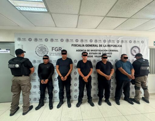 Fiscalía de Tabasco detiene a seis policías por delitos de extorsión y secuestro
