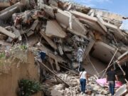 Venezuela eleva a 4,561 la cifra de muertos por los terremotos