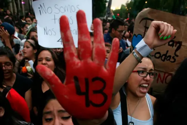 Preparan-informe-sobre-Ayotzinapa-1