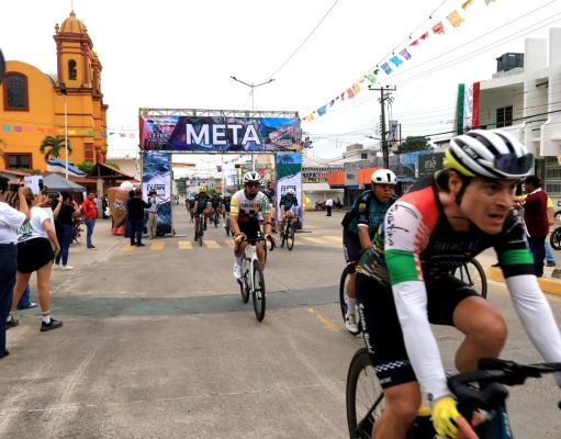 L’Étape Tabasco 2026 supera expectativas: mil 272 ciclistas recorren El Edén